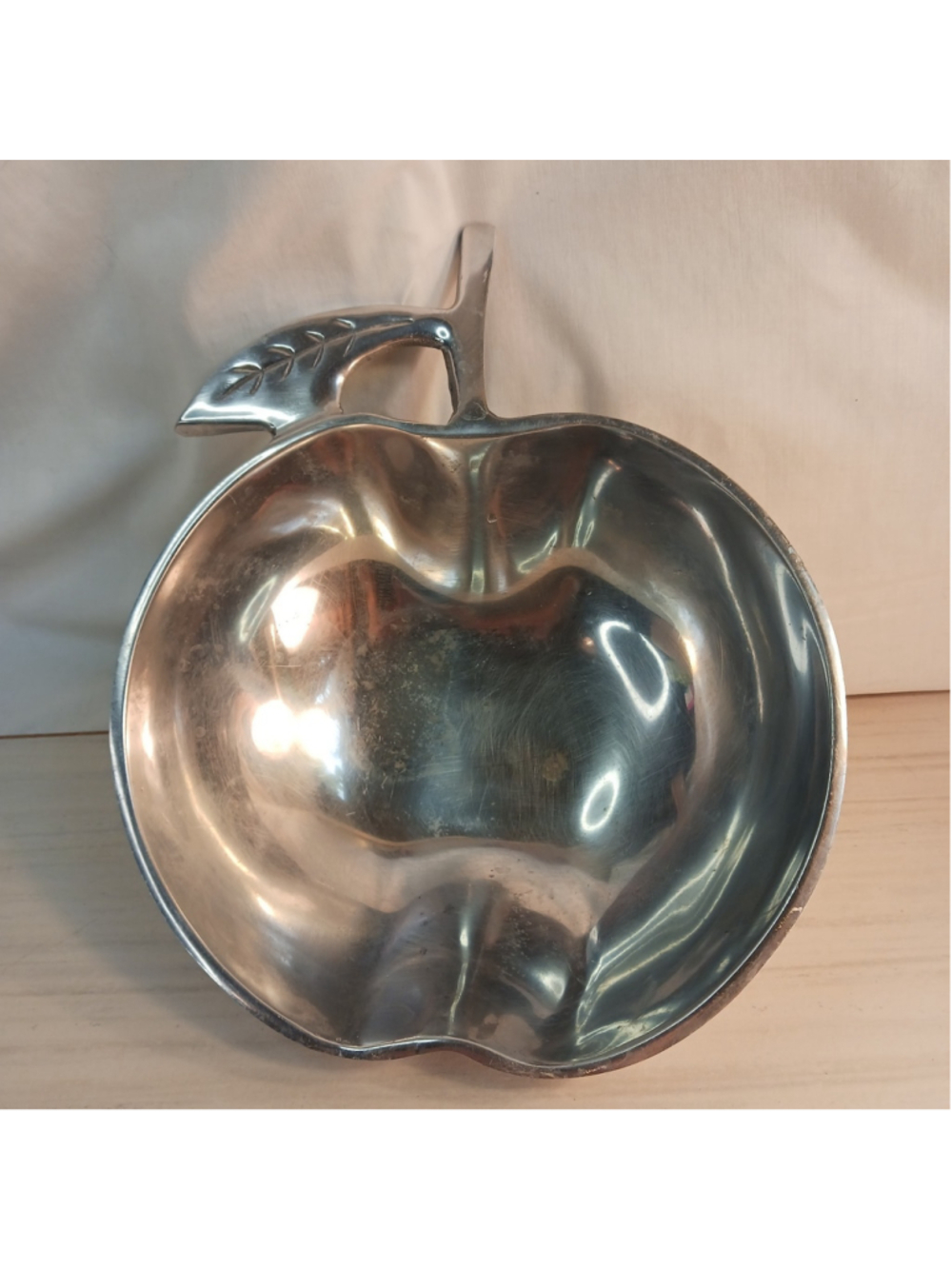 Aluminum Apple shape fruit serving bowl Display Dish Silver Colored Teacher